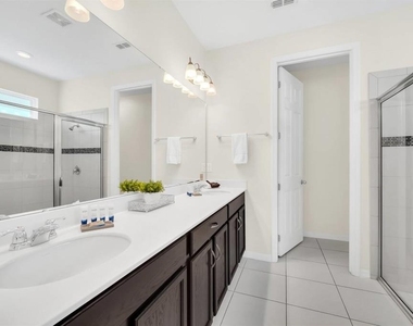 9009 Egret Mills Terrace - Photo Thumbnail 27