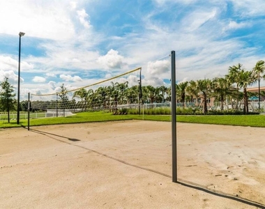 9009 Egret Mills Terrace - Photo Thumbnail 58