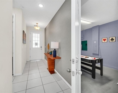 9009 Egret Mills Terrace - Photo Thumbnail 34