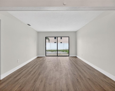 9824 Pocono Street - Photo Thumbnail 9