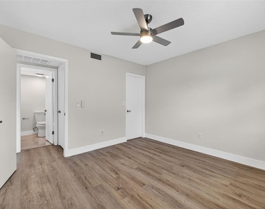 9824 Pocono Street - Photo Thumbnail 13