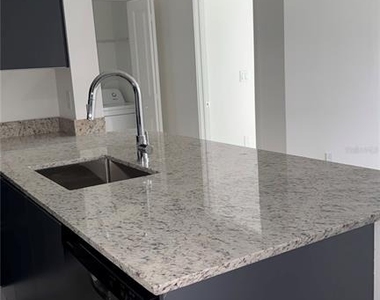 5587 Millenia Park Boulevard - Photo Thumbnail 12