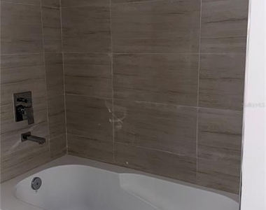 5587 Millenia Park Boulevard - Photo Thumbnail 22