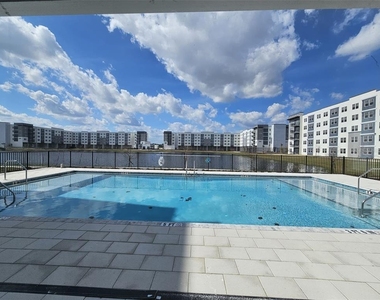 5587 Millenia Park Boulevard - Photo Thumbnail 7