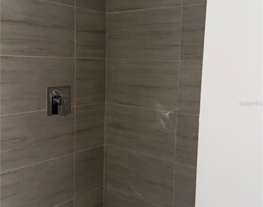 5587 Millenia Park Boulevard - Photo Thumbnail 23