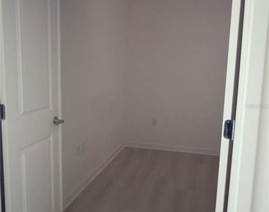 5587 Millenia Park Boulevard - Photo Thumbnail 13
