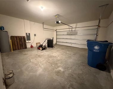 4657 Bernard Boulevard - Photo Thumbnail 37