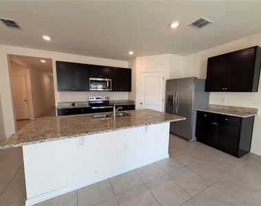 4657 Bernard Boulevard - Photo Thumbnail 1