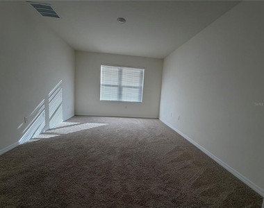 4657 Bernard Boulevard - Photo Thumbnail 8