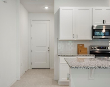 5273 Luisa Court - Photo Thumbnail 5