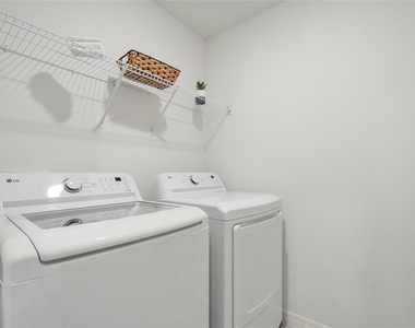 5273 Luisa Court - Photo Thumbnail 32