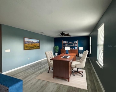 944 Killarney Lane - Photo Thumbnail 8