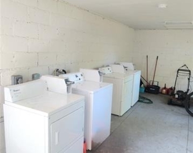 301 Se Avenue B - Photo Thumbnail 9