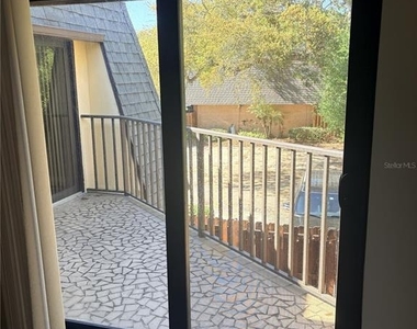 3810 Saxon Drive - Photo Thumbnail 13