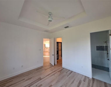 289 Albatross Road - Photo Thumbnail 16