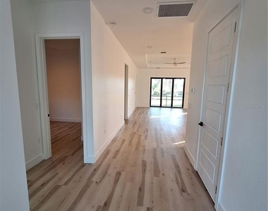 289 Albatross Road - Photo Thumbnail 2
