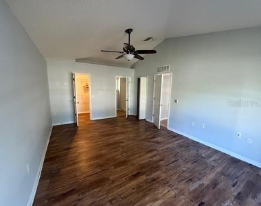 131 Rae Drive - Photo Thumbnail 16