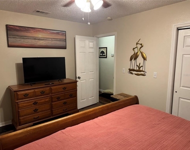 4399 Mundella Circle - Photo Thumbnail 14