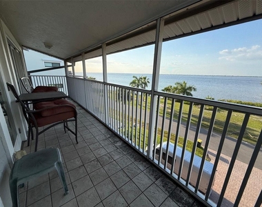 1477 Park Beach Circle - Photo Thumbnail 20