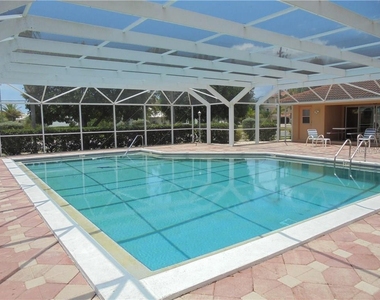 1477 Park Beach Circle - Photo Thumbnail 22