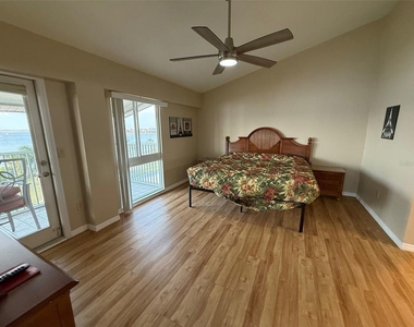 1477 Park Beach Circle - Photo Thumbnail 13