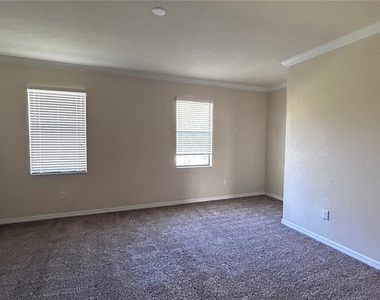 7287 Ketch Place - Photo Thumbnail 12