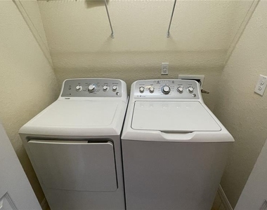 7287 Ketch Place - Photo Thumbnail 23