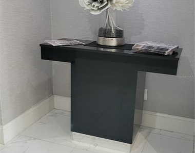 1000 Longboat Club Road - Photo Thumbnail 32