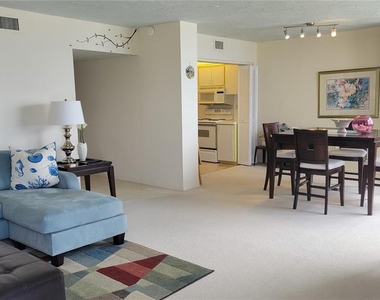 1000 Longboat Club Road - Photo Thumbnail 6