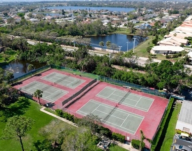 303 Springdale Drive - Photo Thumbnail 22