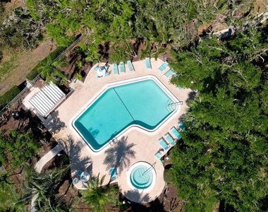 303 Springdale Drive - Photo Thumbnail 21