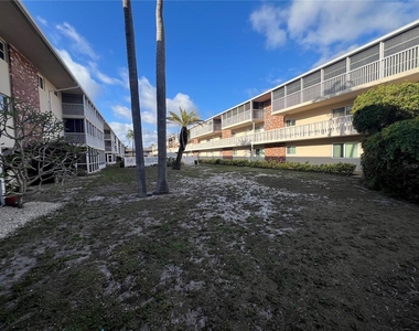 3755 S School Avenue - Photo Thumbnail 14