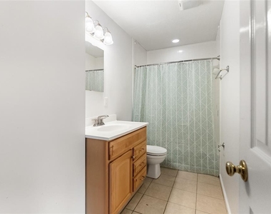 6432 26th Street W - Photo Thumbnail 11
