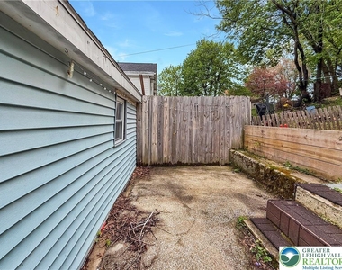 123 Jamestown Street - Photo Thumbnail 13