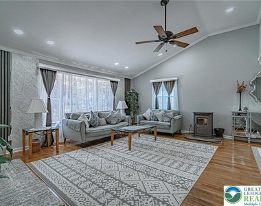 2627 Nottingham Road - Photo Thumbnail 4