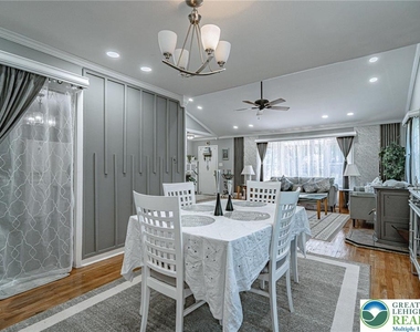 2627 Nottingham Road - Photo Thumbnail 8