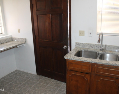 3526 Nations Avenue - Photo Thumbnail 4