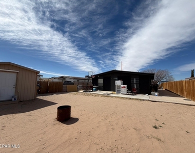 14624 Achim Drive - Photo Thumbnail 3