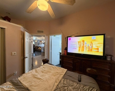 14624 Achim Drive - Photo Thumbnail 9