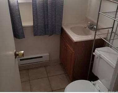 1469 Thomaston Avenue - Photo Thumbnail 4