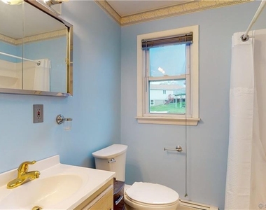 145 Rooster River Boulevard - Photo Thumbnail 20