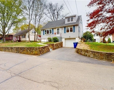 145 Rooster River Boulevard - Photo Thumbnail 1