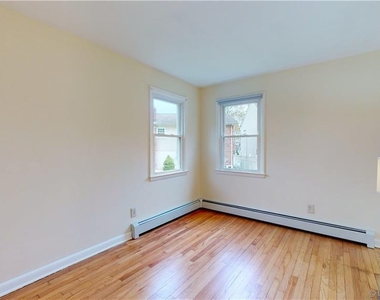 145 Rooster River Boulevard - Photo Thumbnail 12