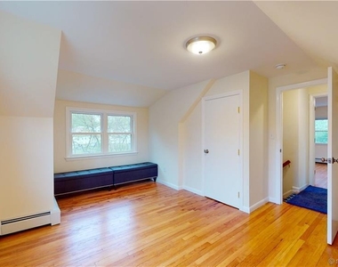 145 Rooster River Boulevard - Photo Thumbnail 22