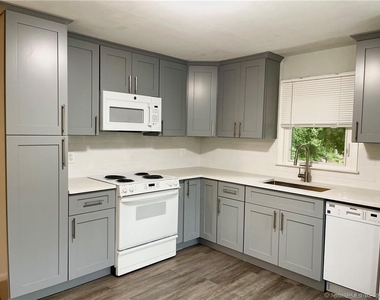 145 Rooster River Boulevard - Photo Thumbnail 3