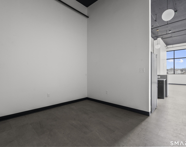 480 Myrtle Street - Photo Thumbnail 7