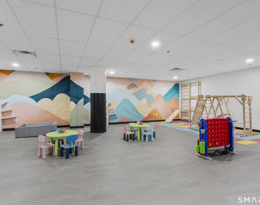 480 Myrtle Street - Photo Thumbnail 12
