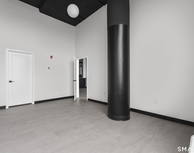 480 Myrtle Street - Photo Thumbnail 5