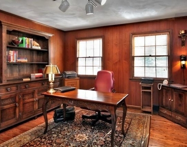 38 Sturges Commons - Photo Thumbnail 2