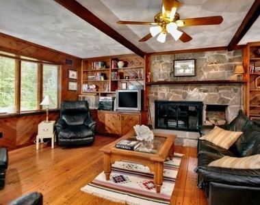38 Sturges Commons - Photo Thumbnail 6